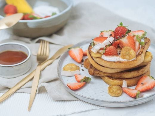 recipe image Veganer French Toast mit gebratenen Bananen