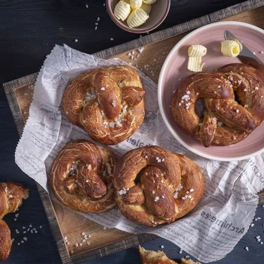 recipe image Brezeln mit Flora