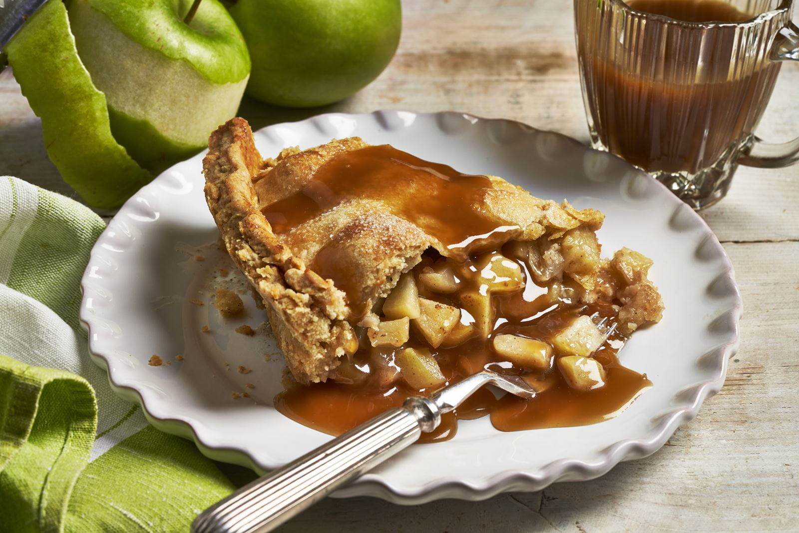recipe image Vegan Salted Caramel Apple Pie
