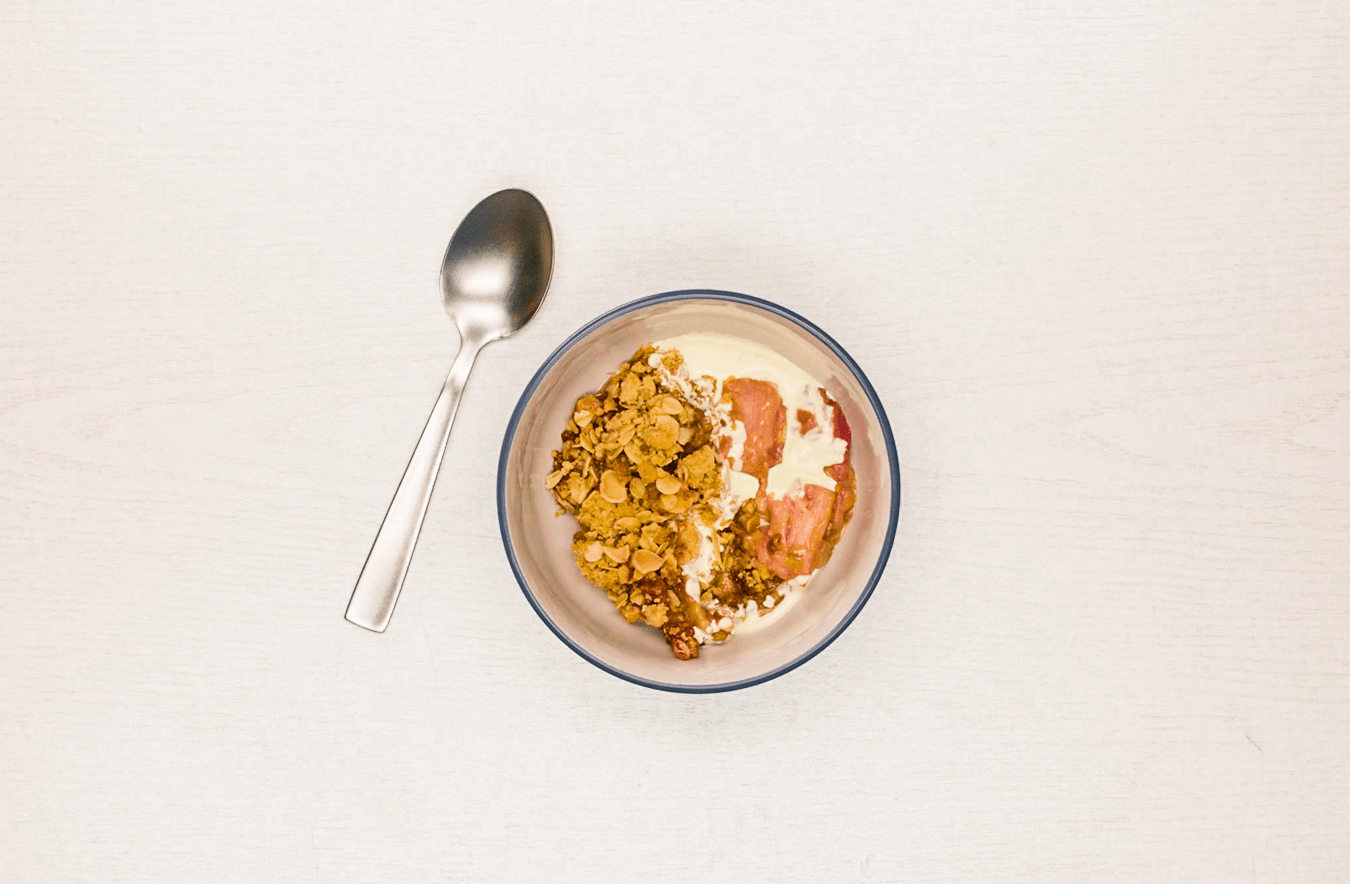 recipe image Warming Rhubarb Crumble