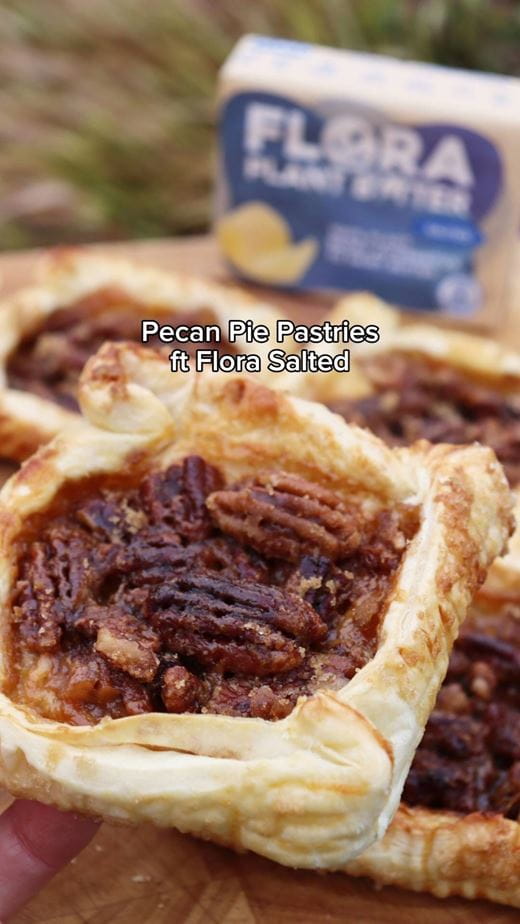 recipe image Pecan Pie Pastries