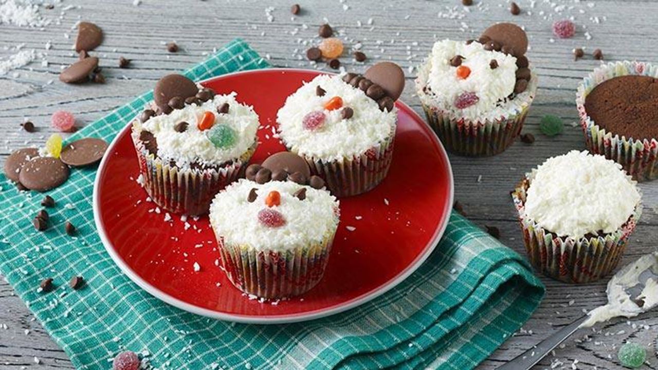 recipe image Snowman Cupcakes