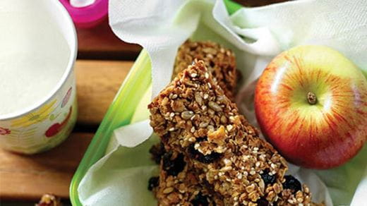 recipe image Fruit and Cereal Bars