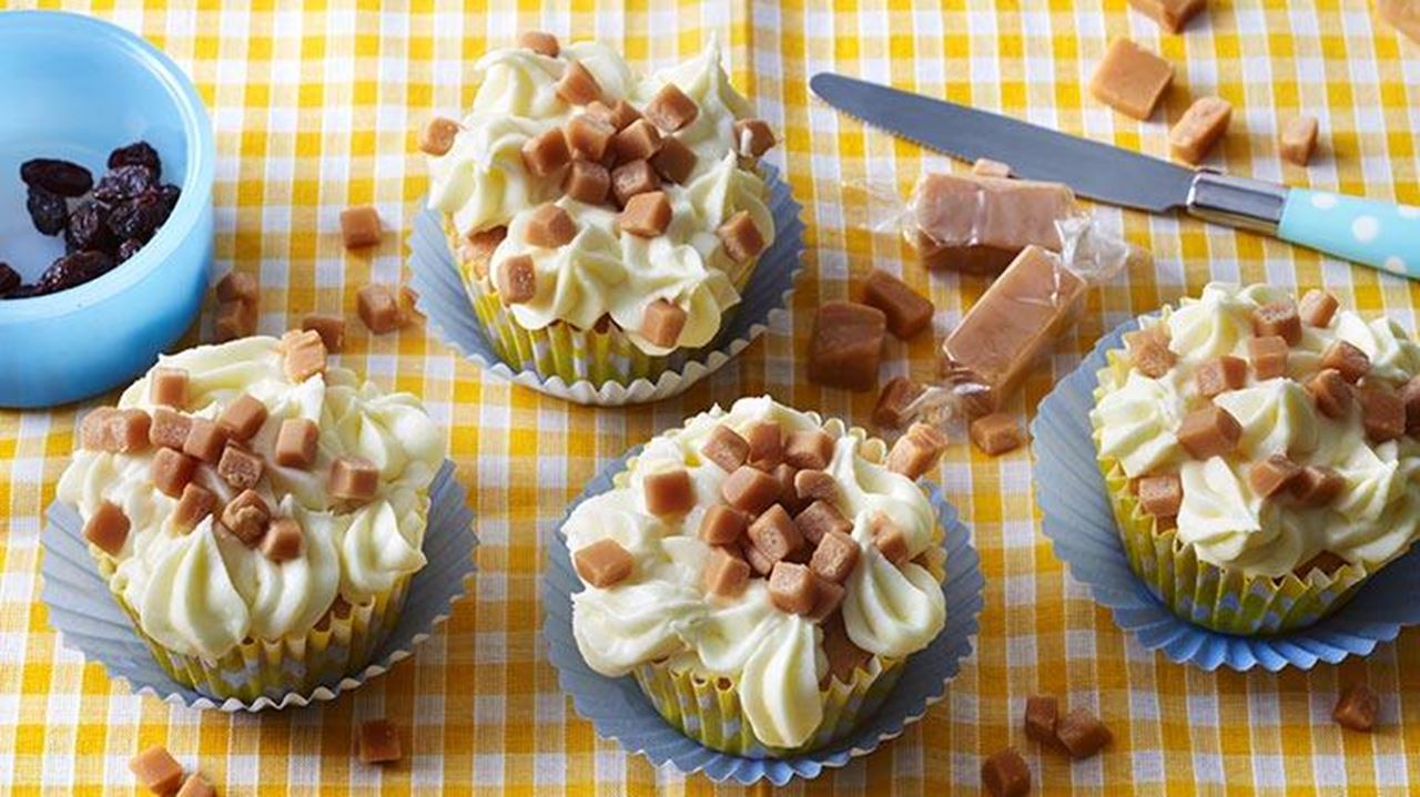 recipe image Raisin & Fudge Cupcakes