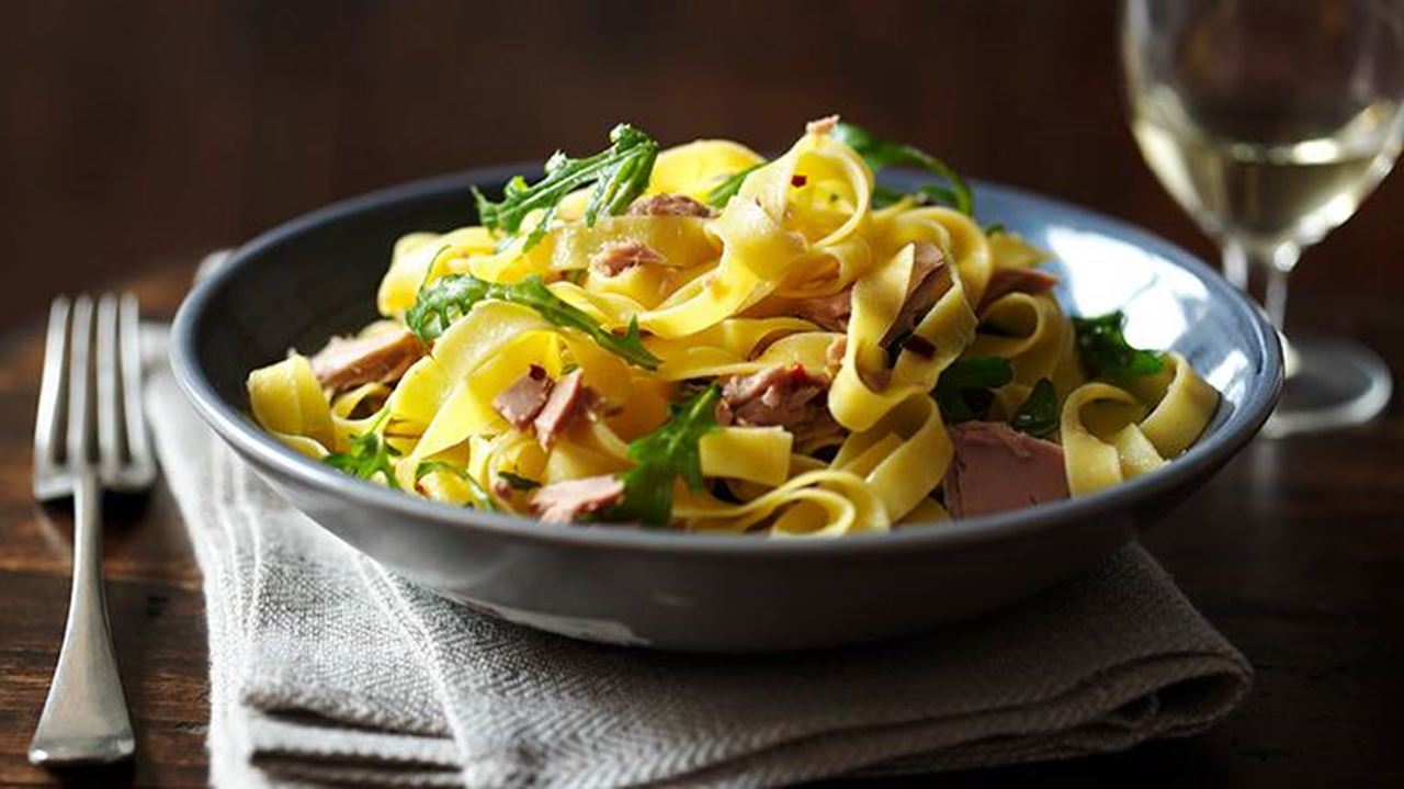 recipe image Pasta with Tuna, Rocket and Chilli