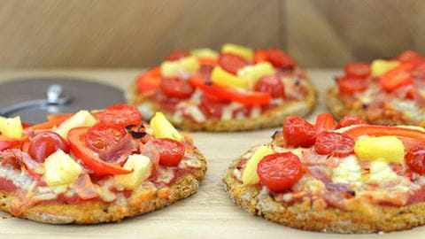 recipe image Ham and Pineapple Pizza