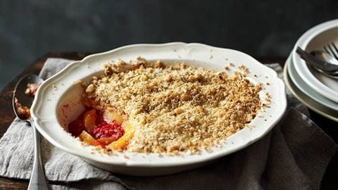 recipe image Peach and Raspberry Crumble
