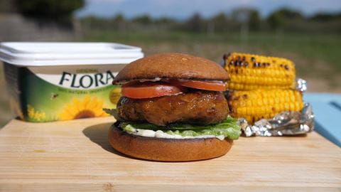 recipe image Plant-based smoky seitan steak burgers