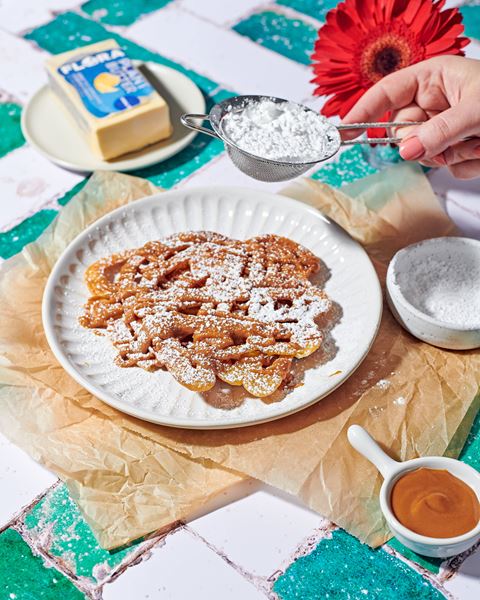 recipe image Shortcut Funnel Cake and Cookie Butter Sauce
