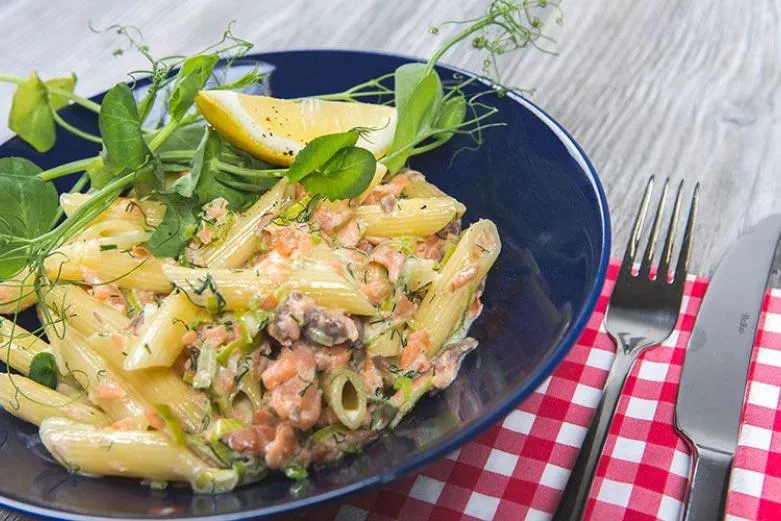 recipe image NOPEA JA HELPPO KYLMÄSAVULOHIPASTA