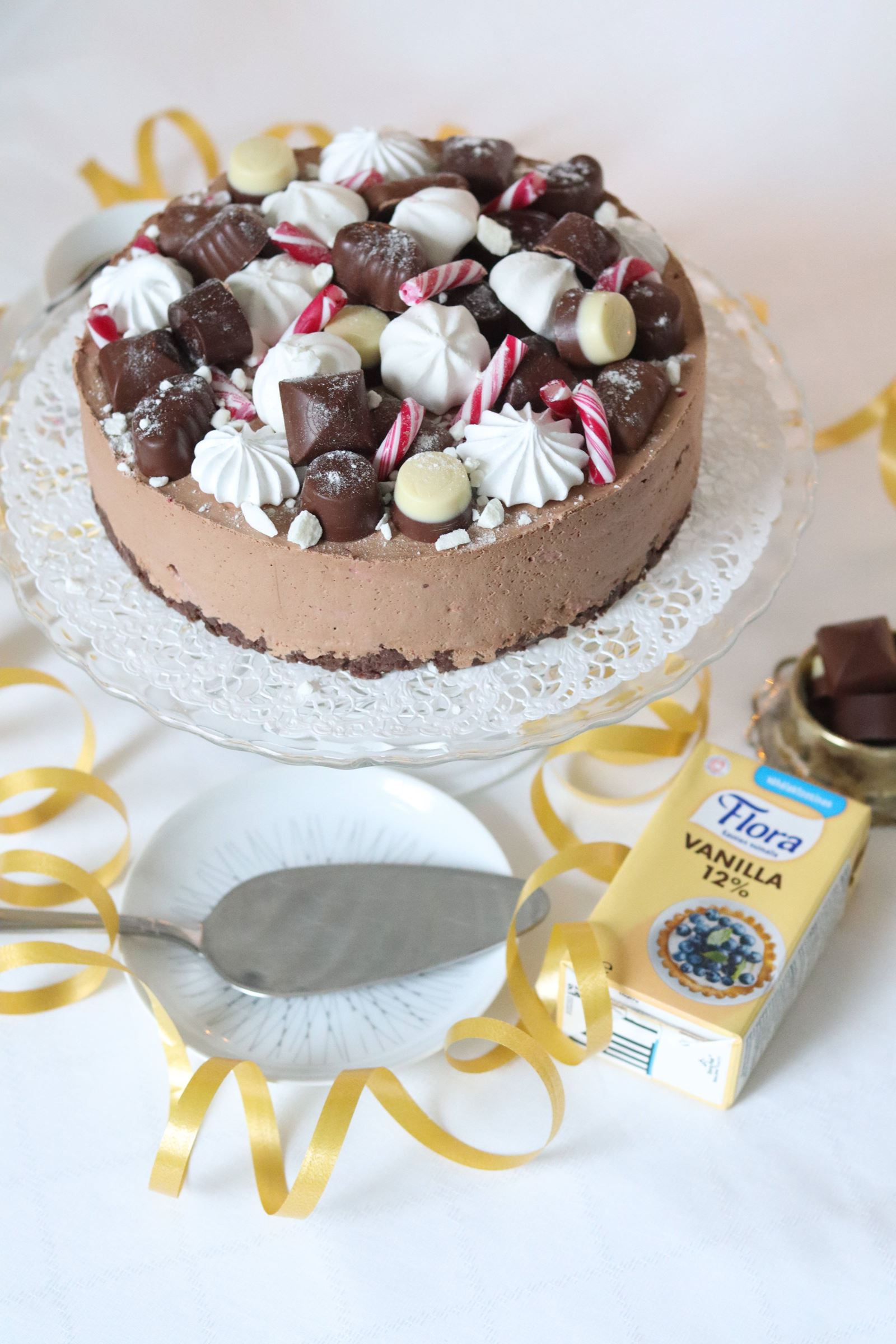 recipe image Piparminttu-suklaajuustokakku (liivatteeton)
