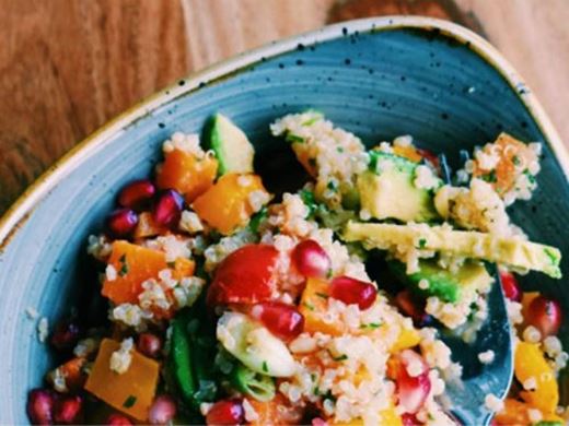 recipe image Salade à l’avocat et au quinoa